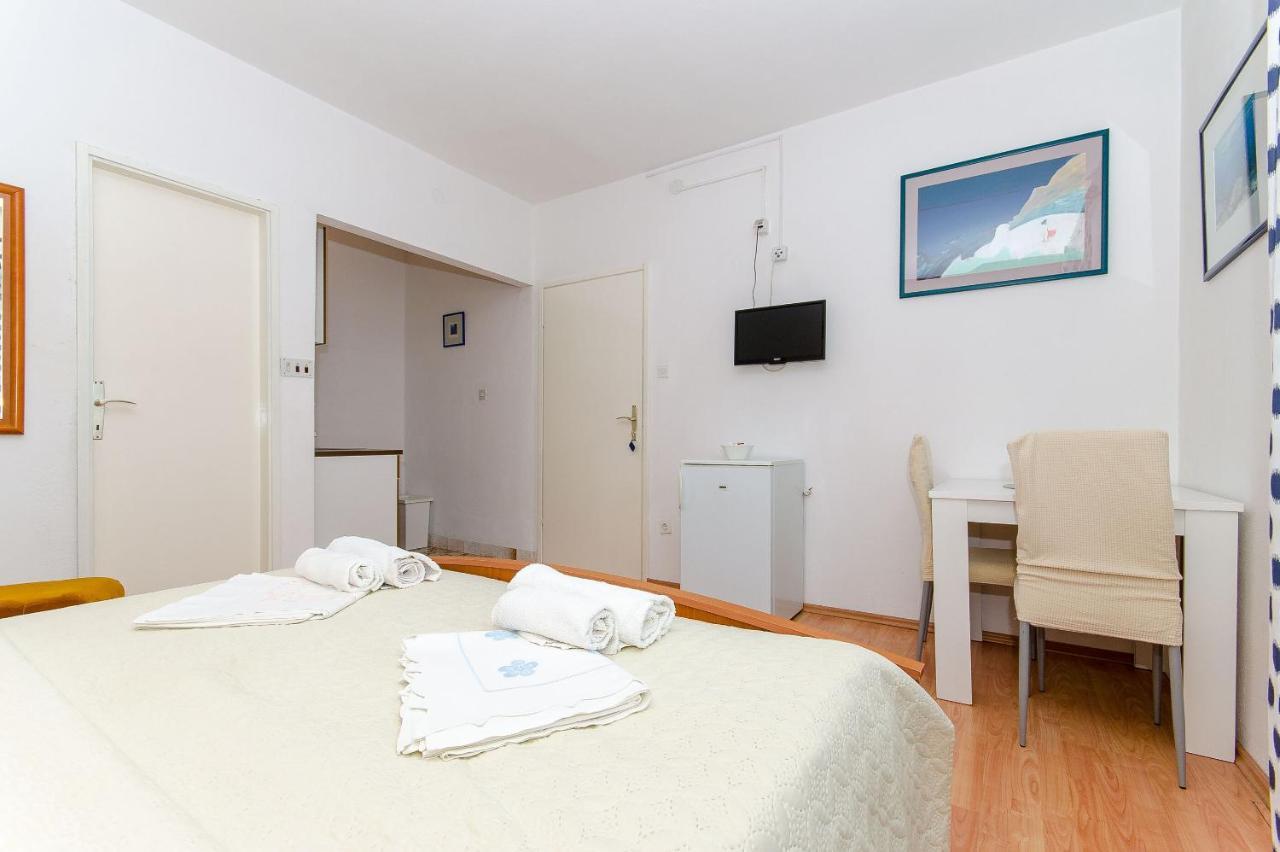 Apartments Katica Макарська Екстер'єр фото